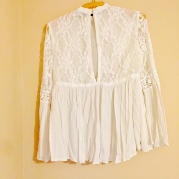 American Eagle Embroidered Mesh Bell-Sleeve Top - Picture 5 of 7